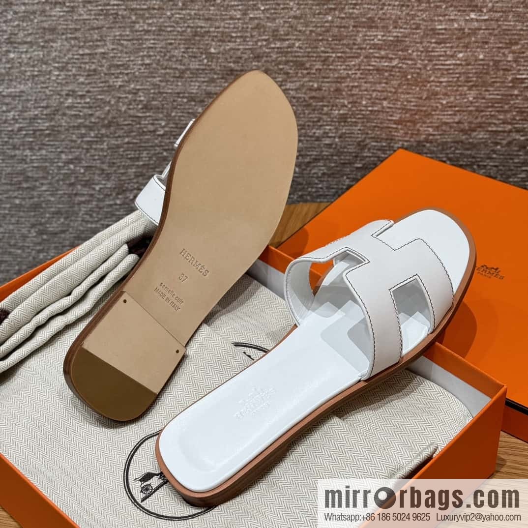 Hermès slippers