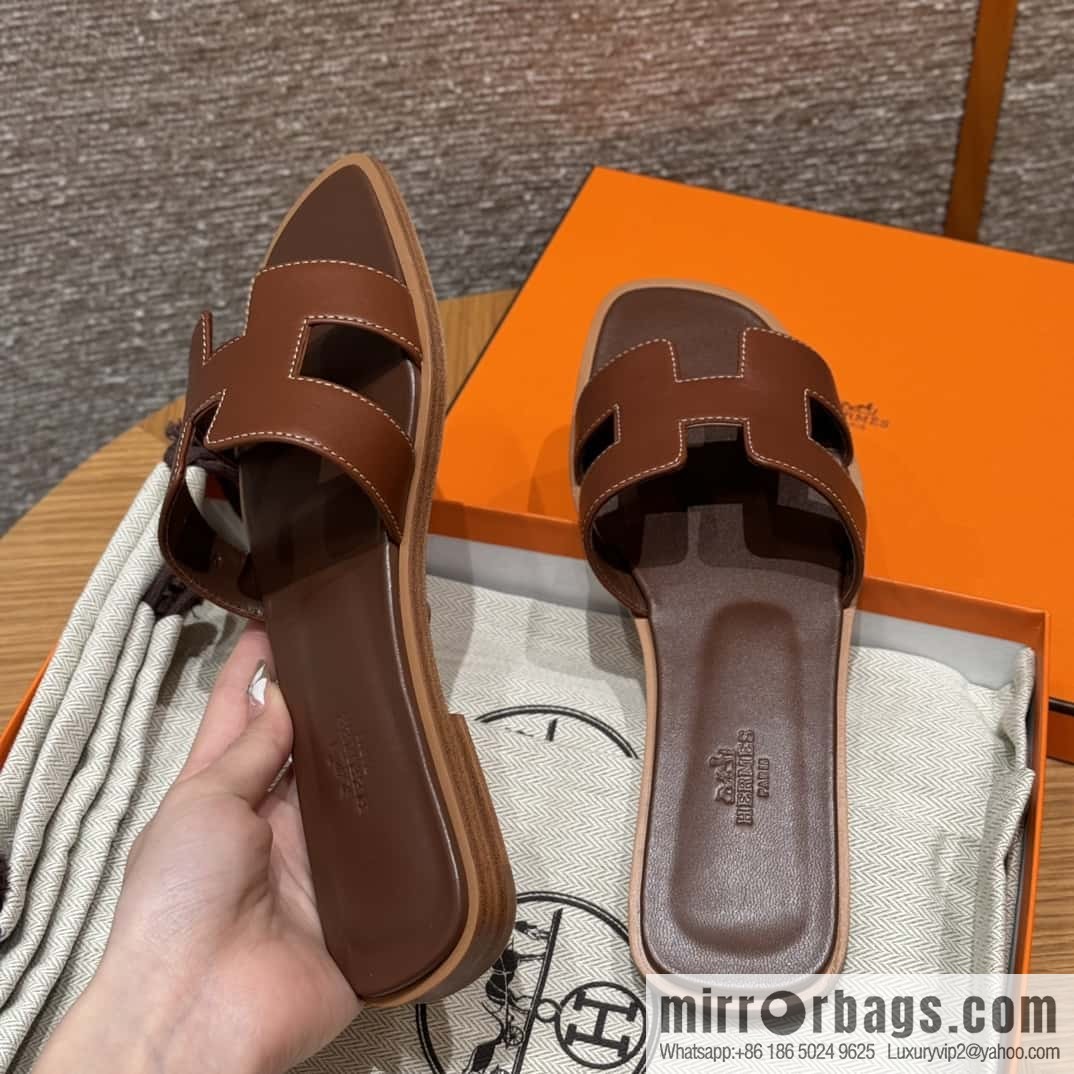 Hermès slippers
