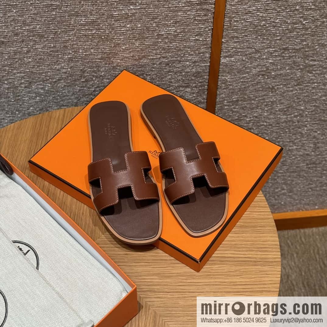 Hermès slippers
