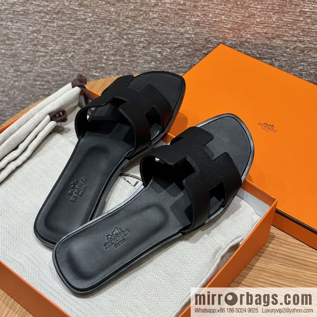 Hermès slippers