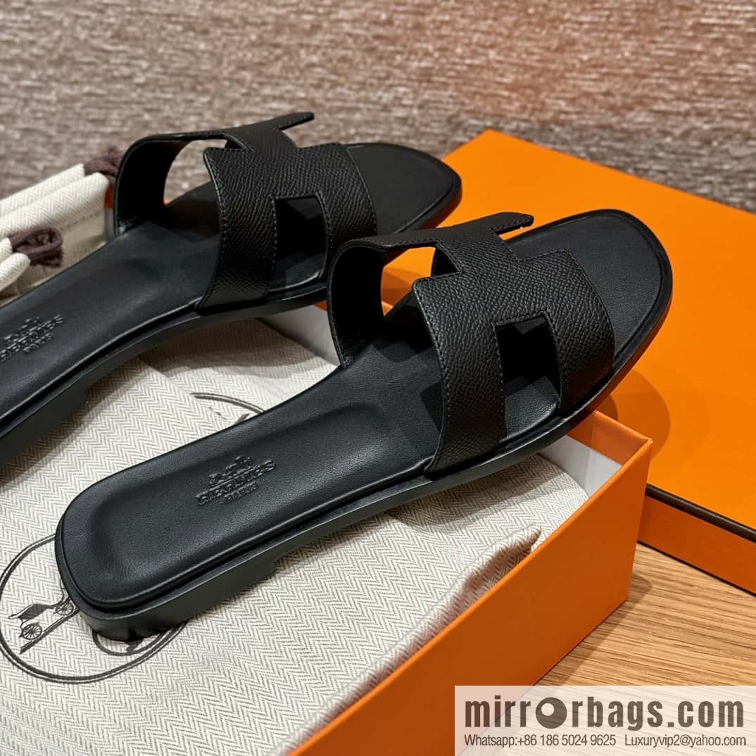 Hermès slippers