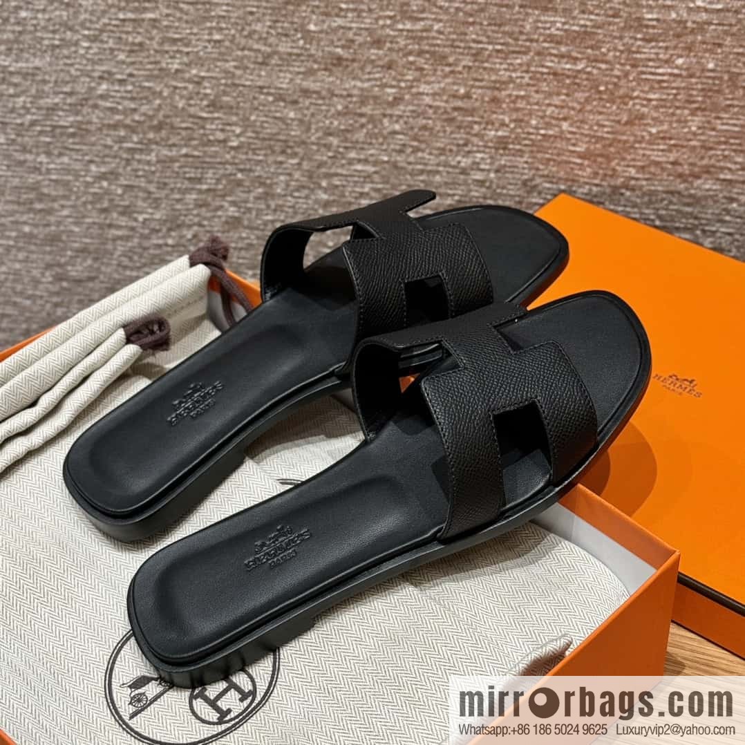 Hermès slippers