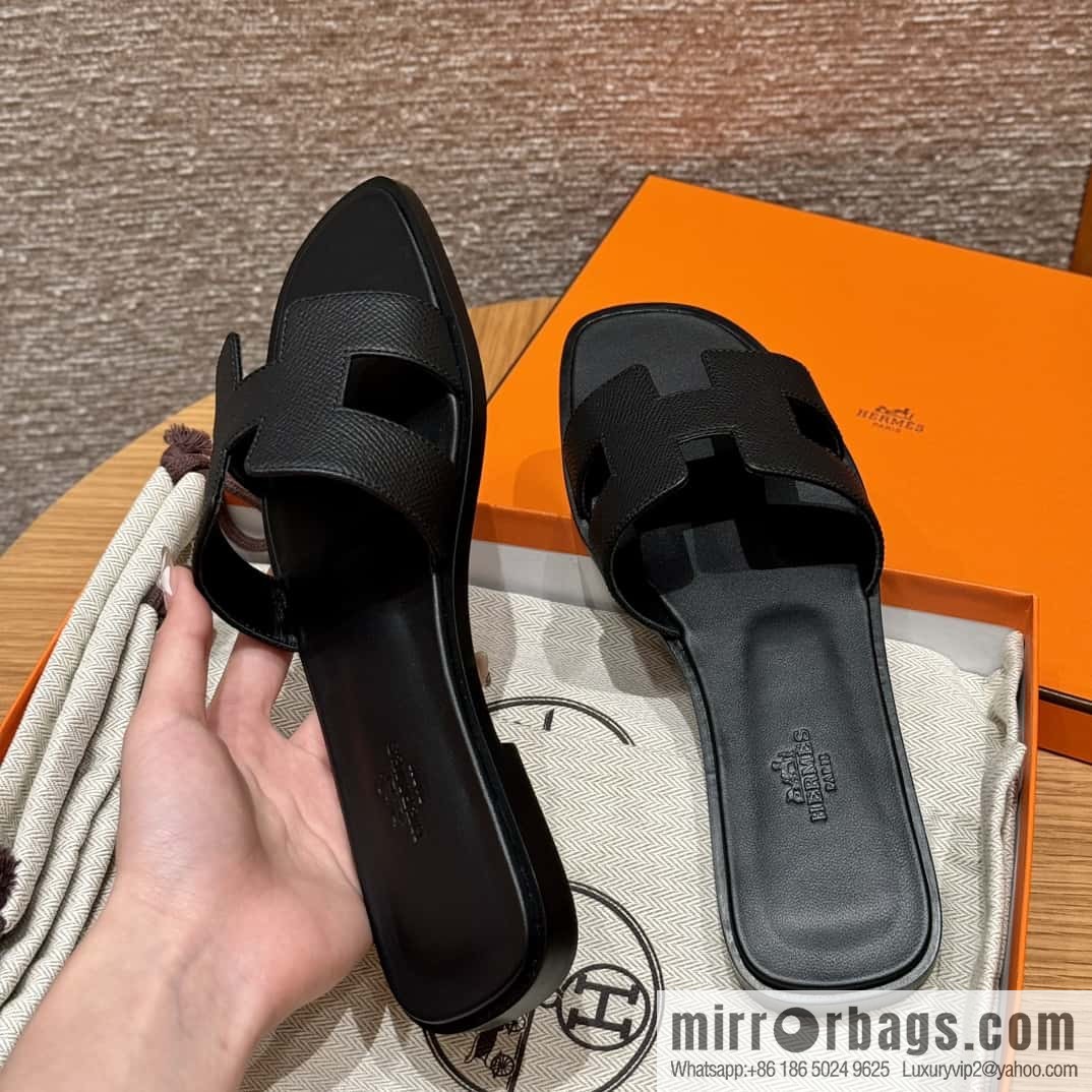 Hermès slippers