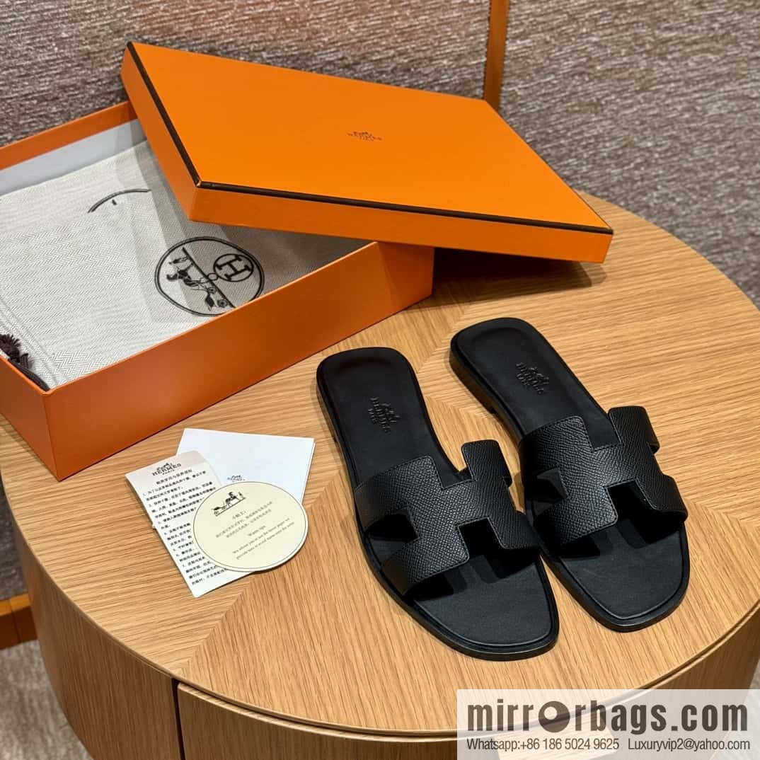 Hermès slippers
