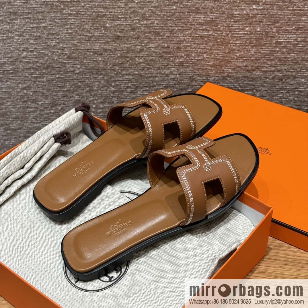 Hermès slippers