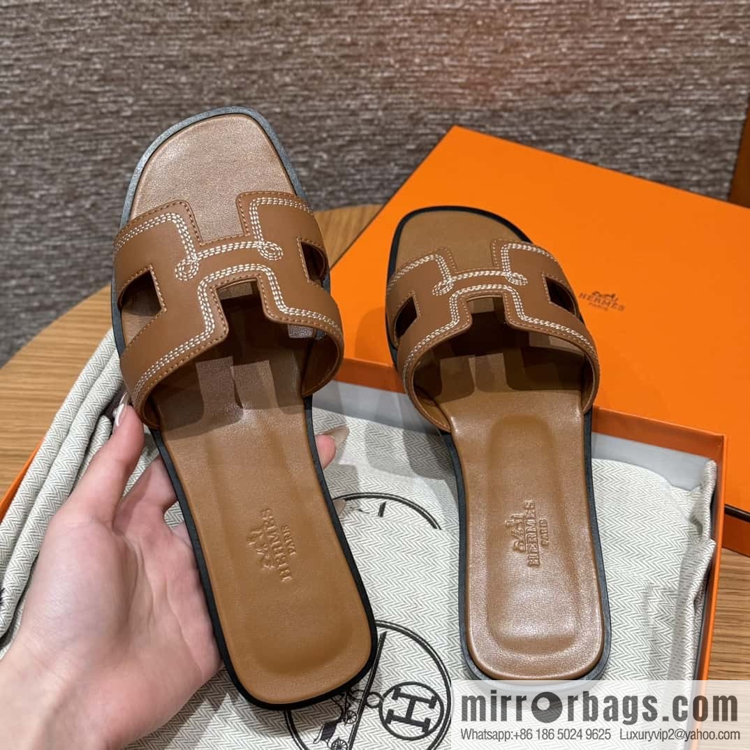 Hermès slippers