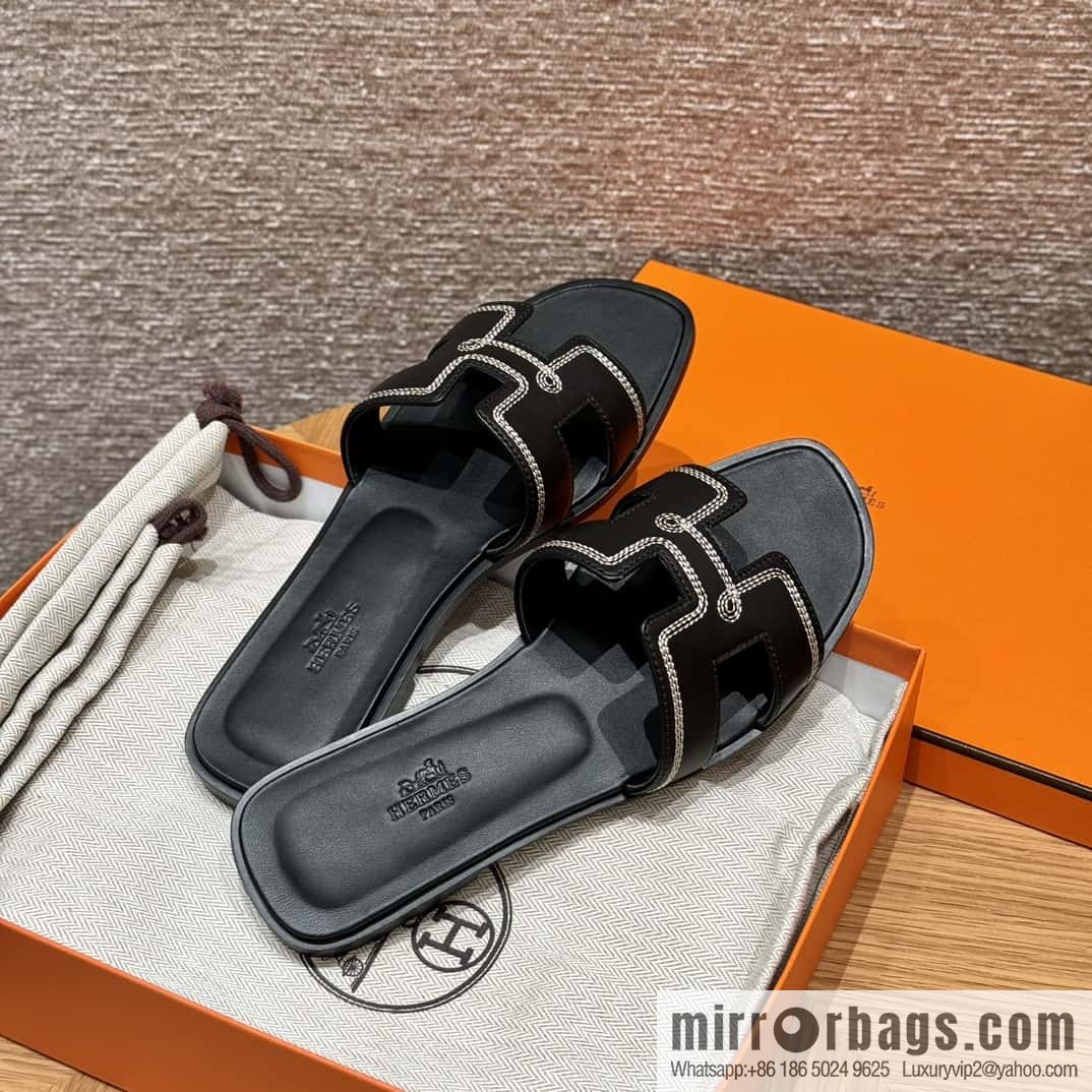 Hermès slippers