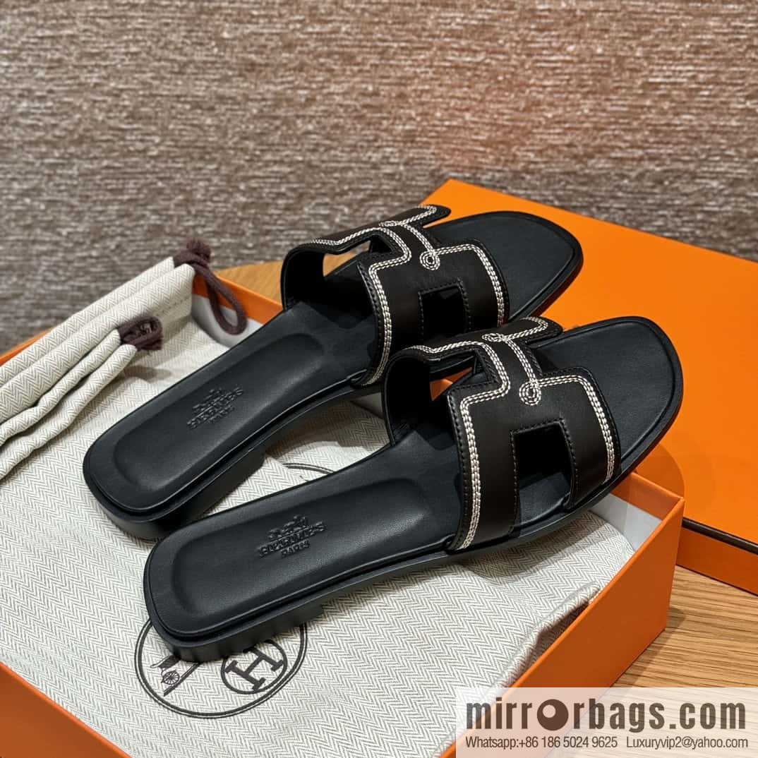 Hermès slippers