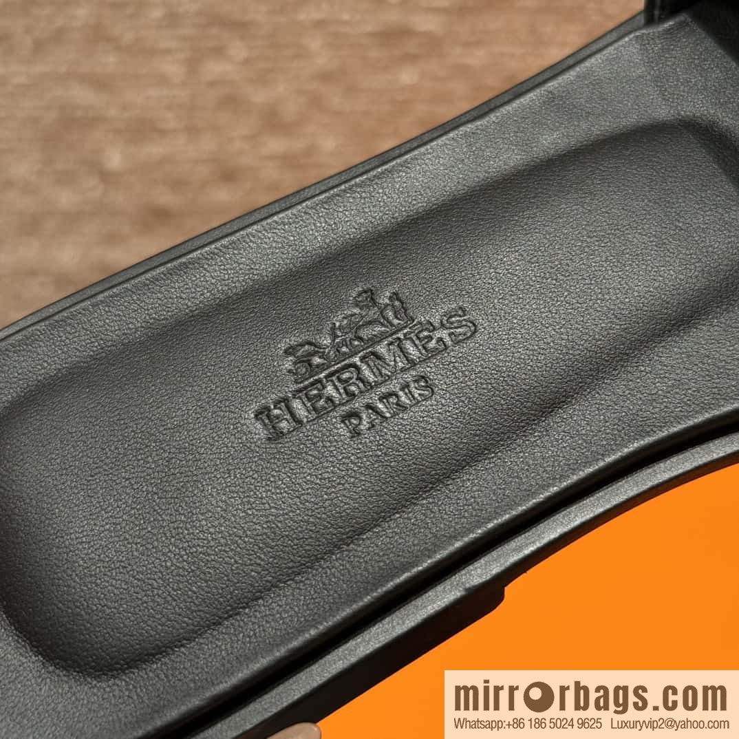 Hermès slippers