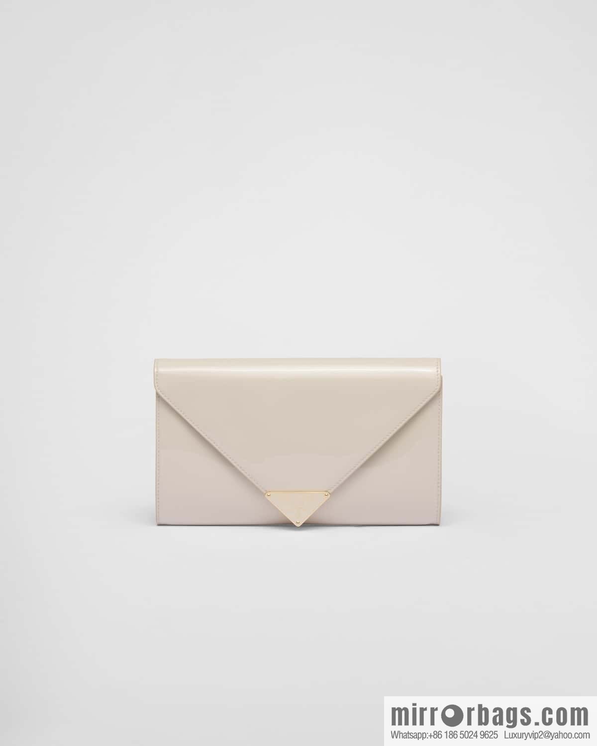 PRADA 🎉 patent leather envelope bag 🎉 1Bp051 handbag, white