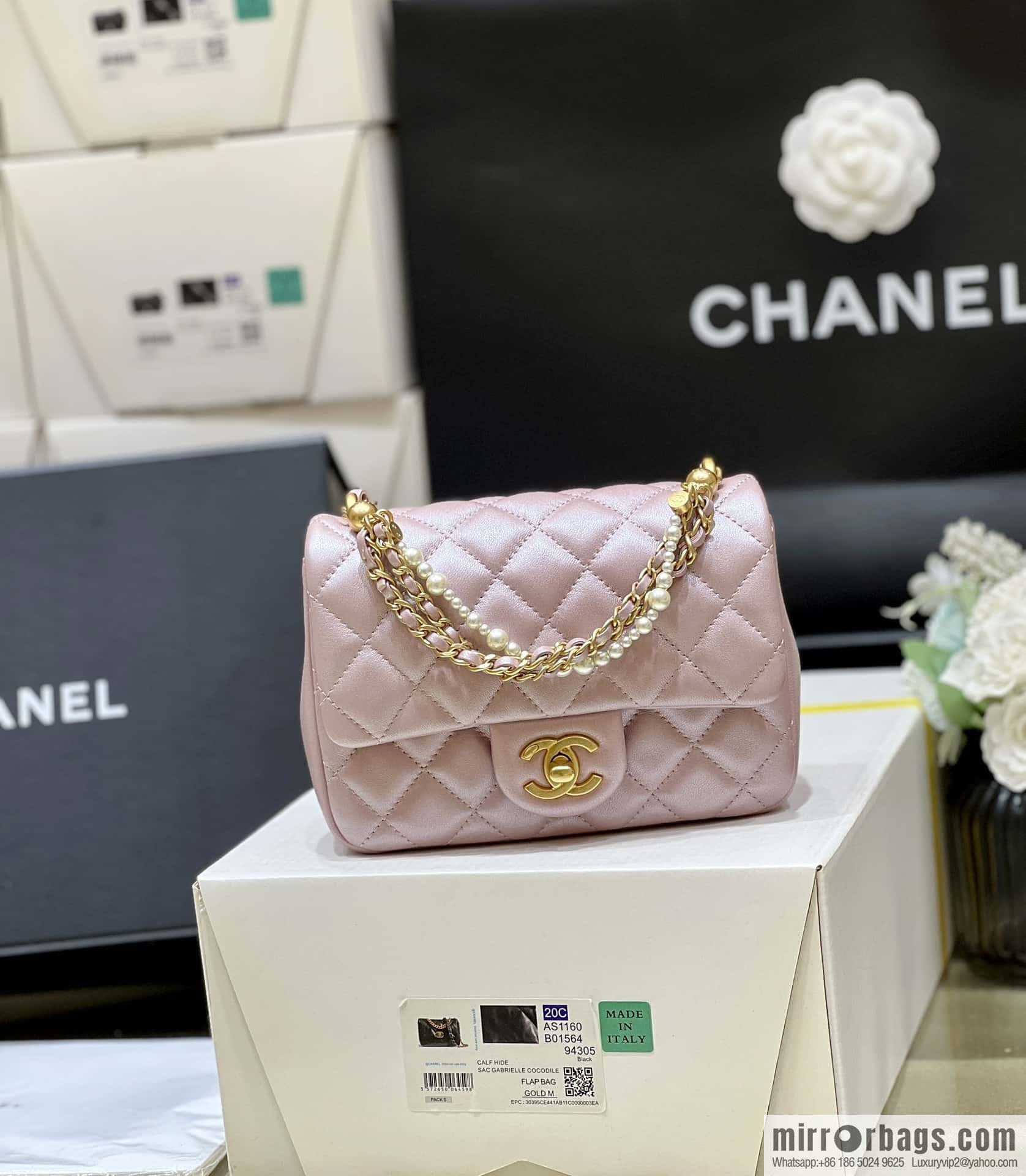CHANEL 24P Spring and Summer Preview Series Limited Edition Pearl Square Fatty AS4385 pink