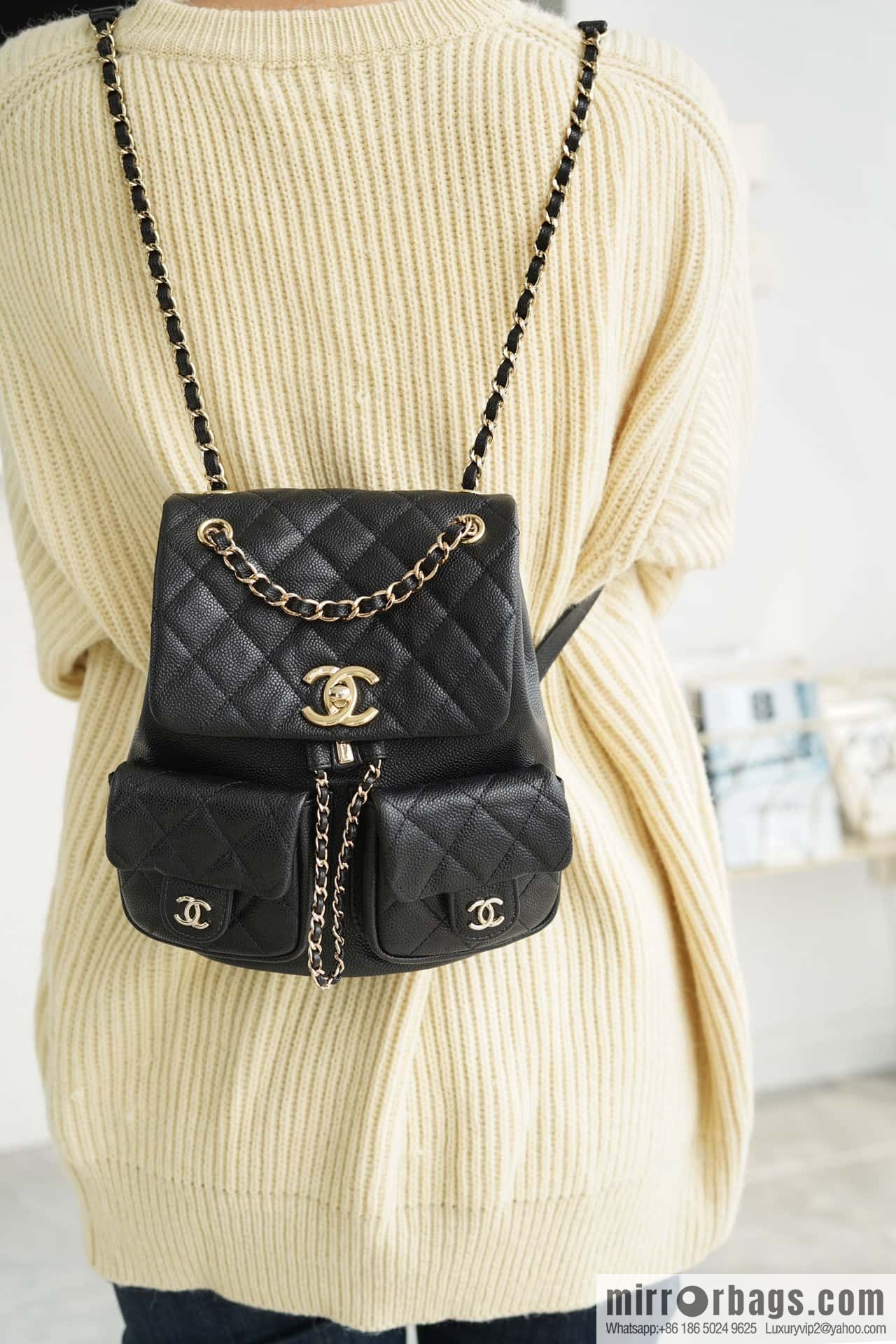 CHANEL 23P new Duma shoulder leather large black 🔛 AS3860