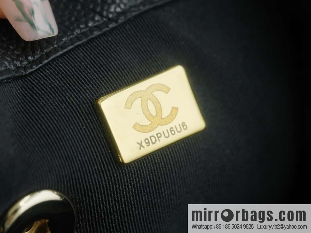 CHANEL 23P new Duma shoulder leather large black 🔛 AS3860