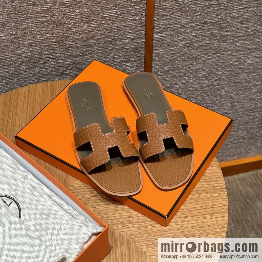 Hermès slippers