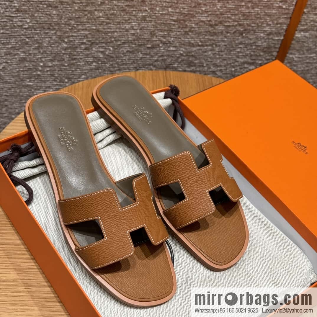 Hermès slippers