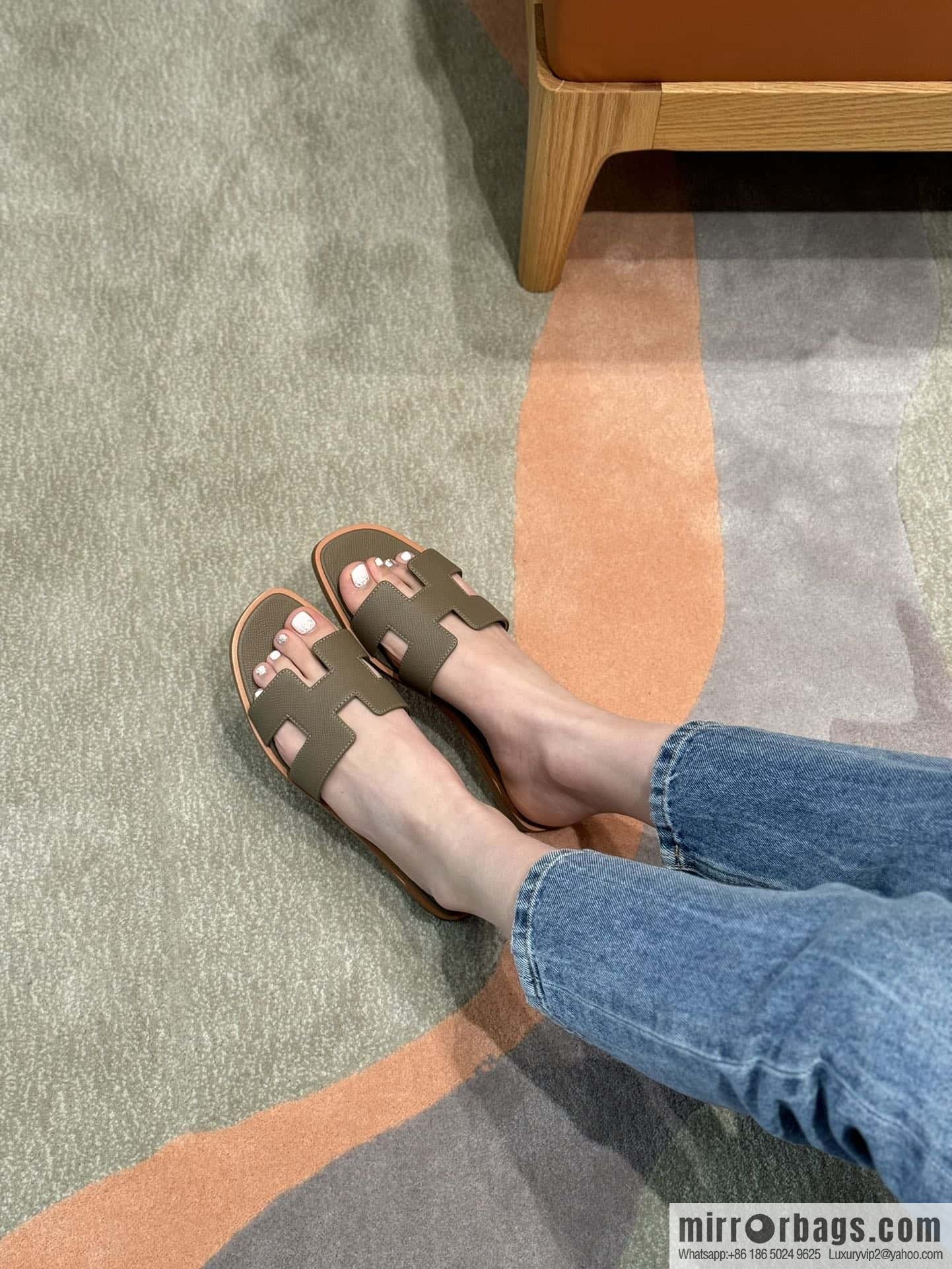 Hermès slippers