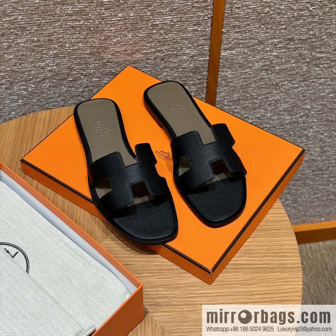 Hermès slippers