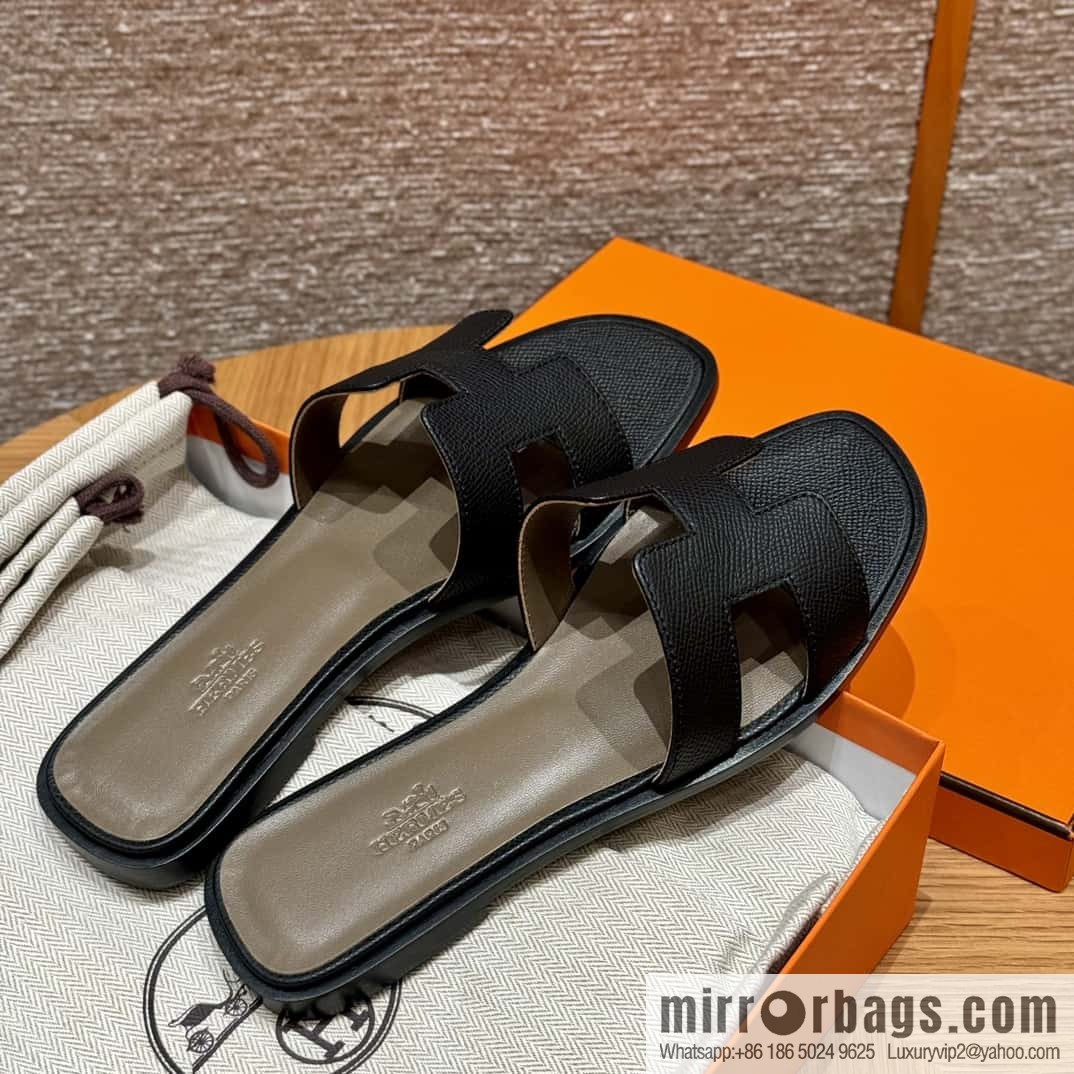 Hermès slippers