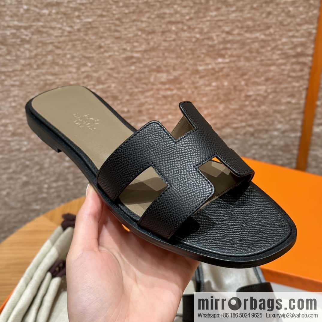Hermès slippers