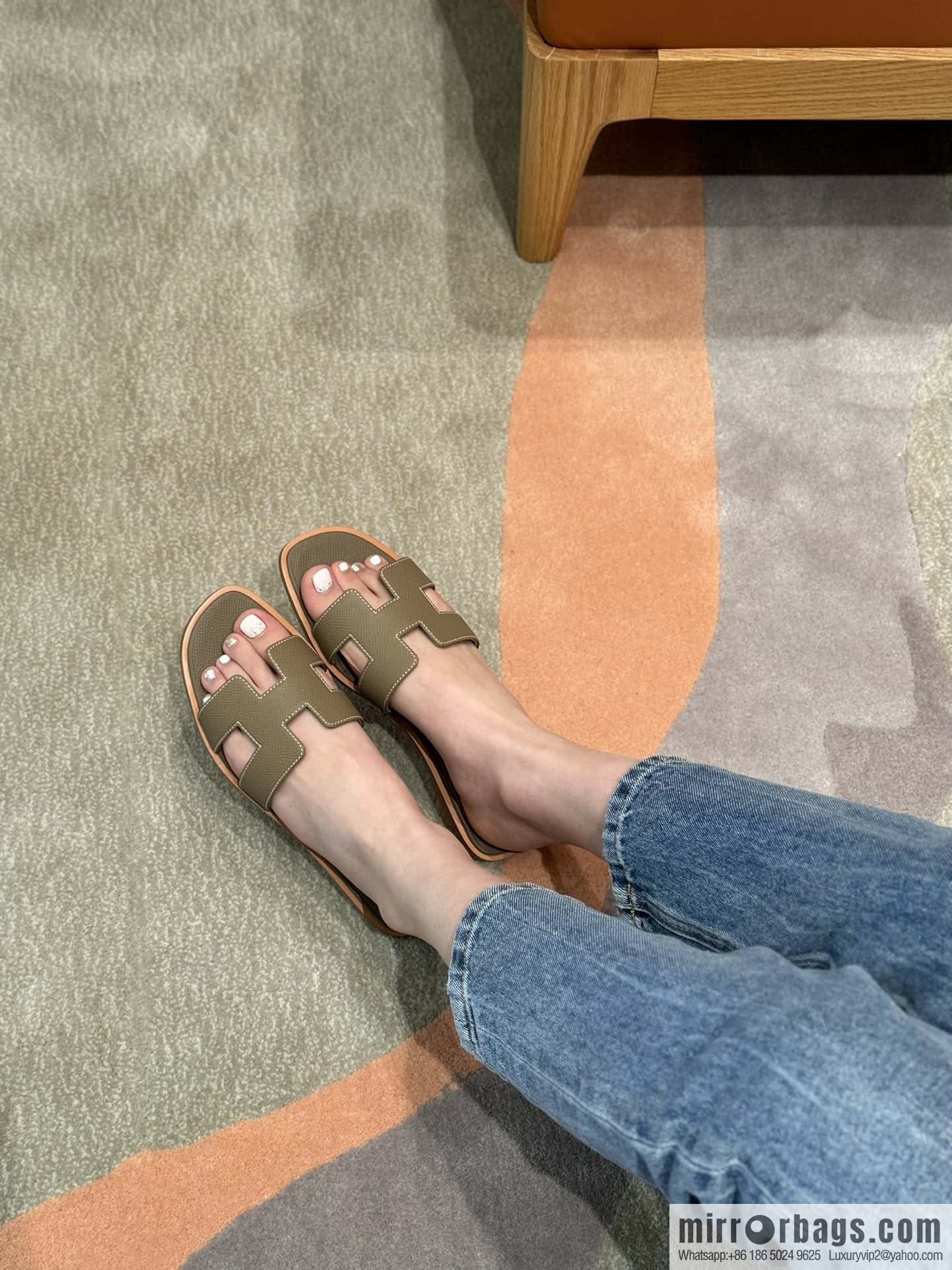Hermès slippers
