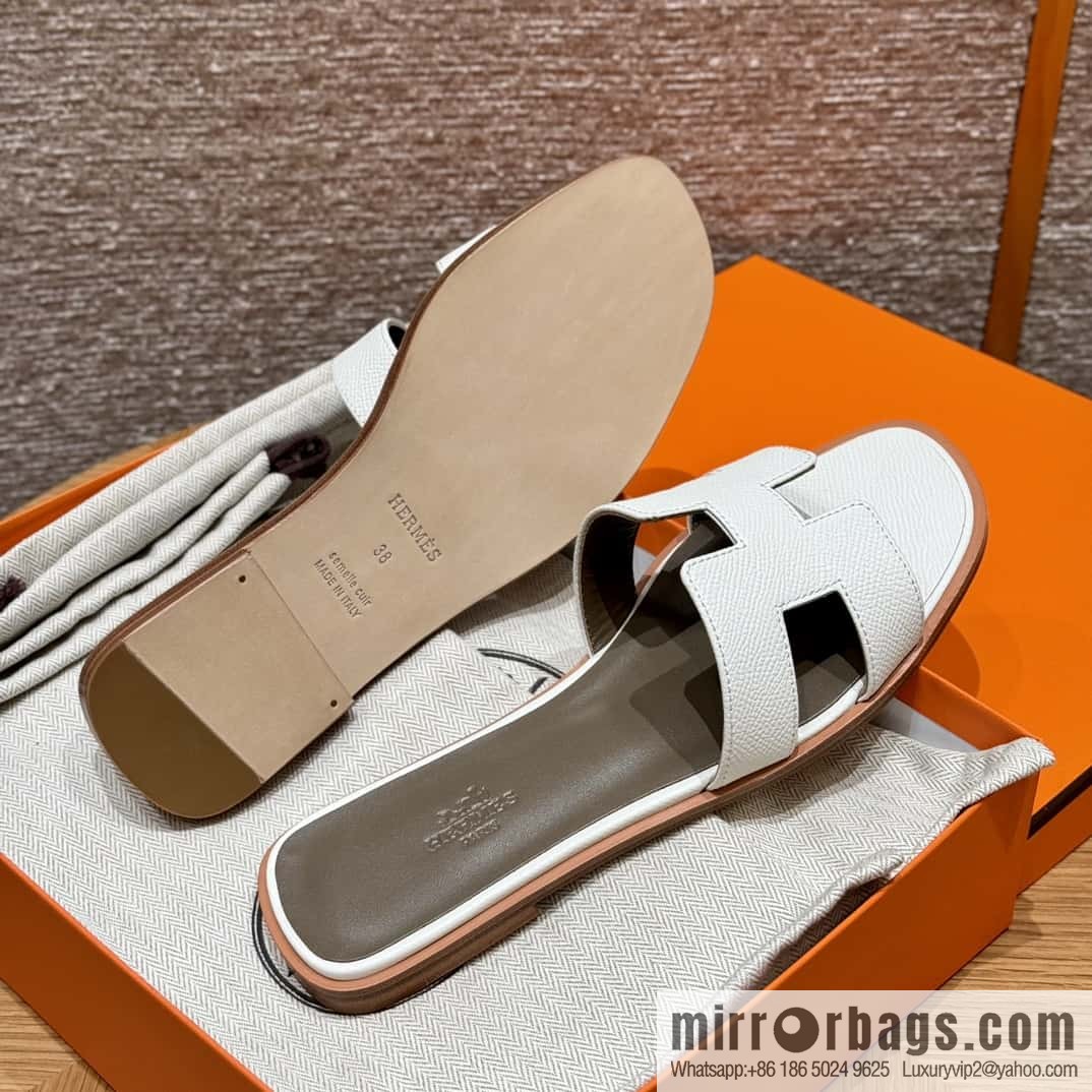 Hermès slippers