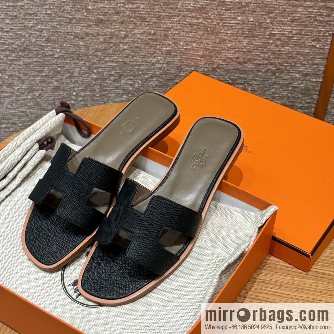 Hermès slippers