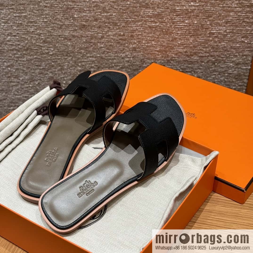 Hermès slippers