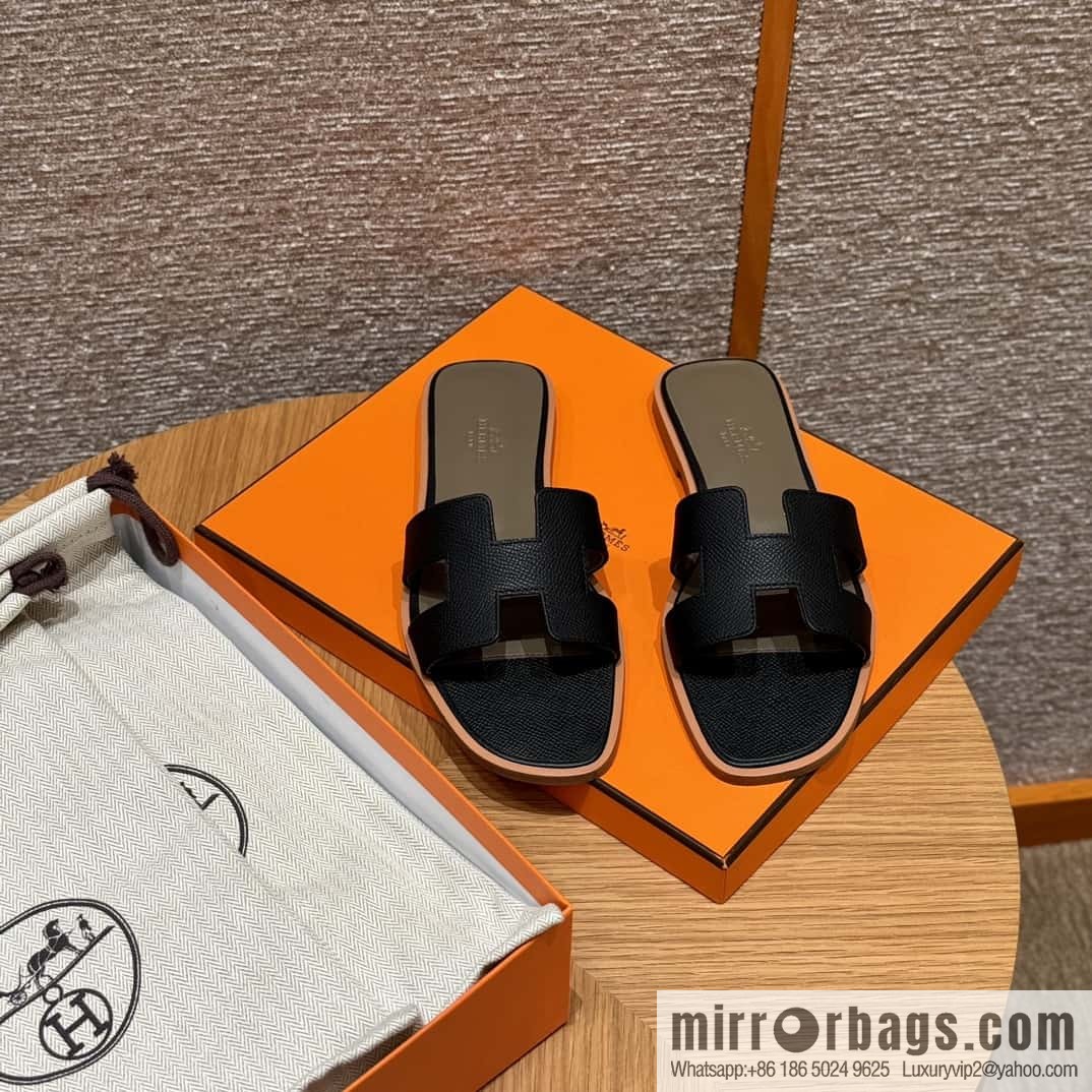 Hermès slippers