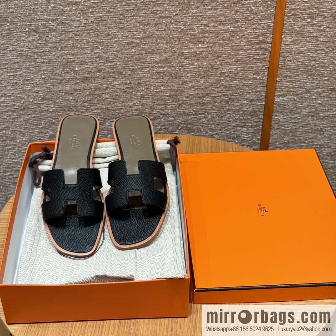 Hermès slippers