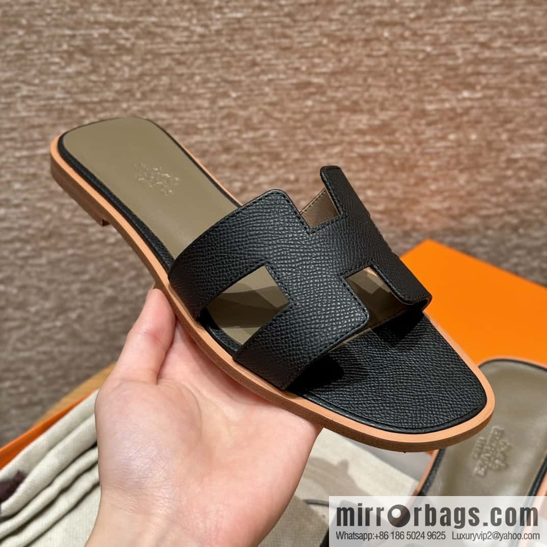 Hermès slippers