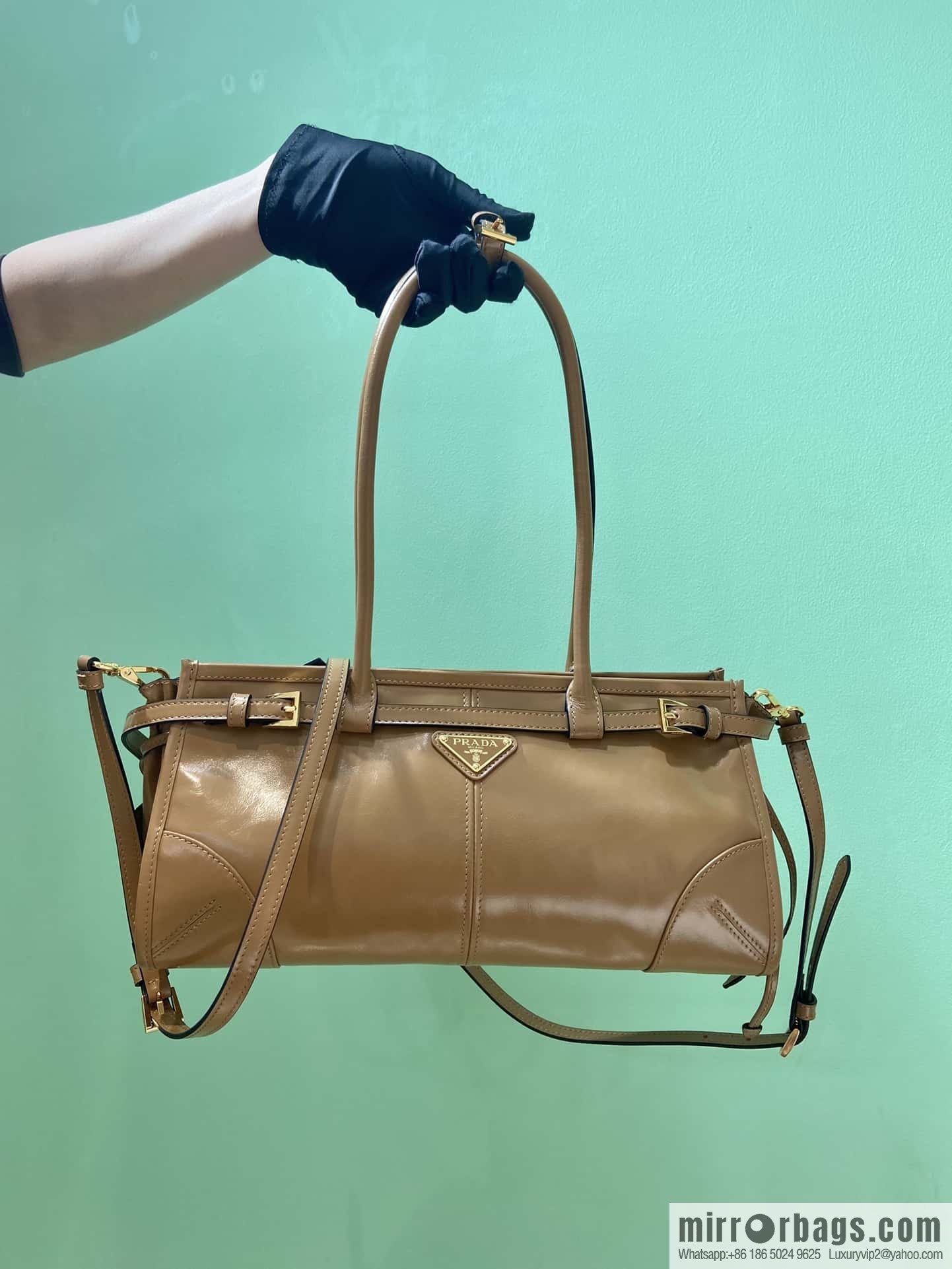 PRADA 🎉 LusSo lf oil wax skin 🎉 1BA426S 🎉🎉 brown