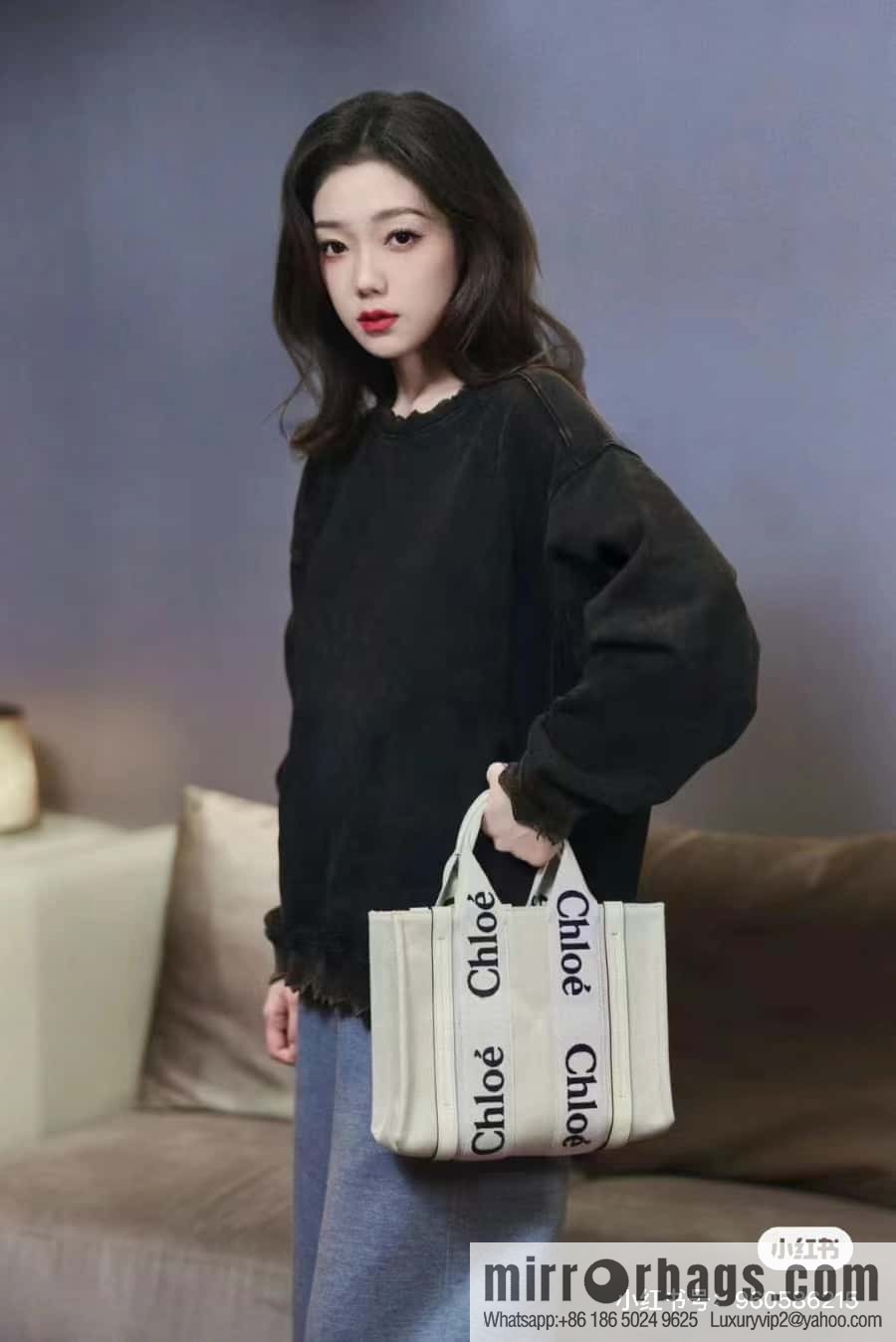 Chloe 24-year limited series new Woody tote bag, small 26CM.