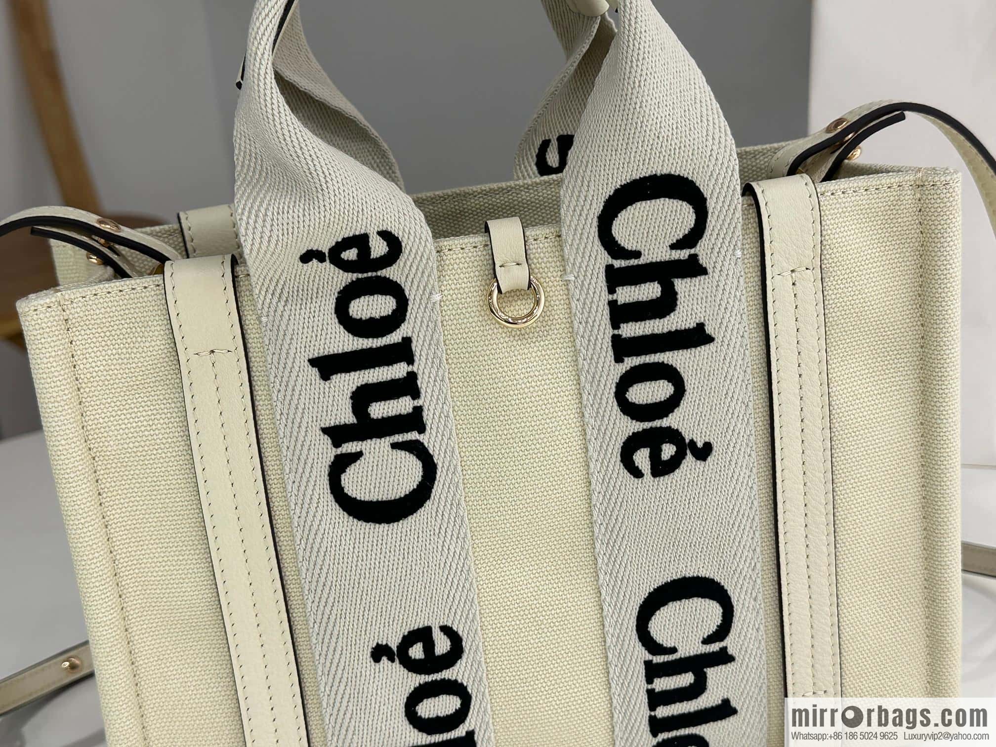 Chloe 24-year limited series new Woody tote bag, small 26CM.