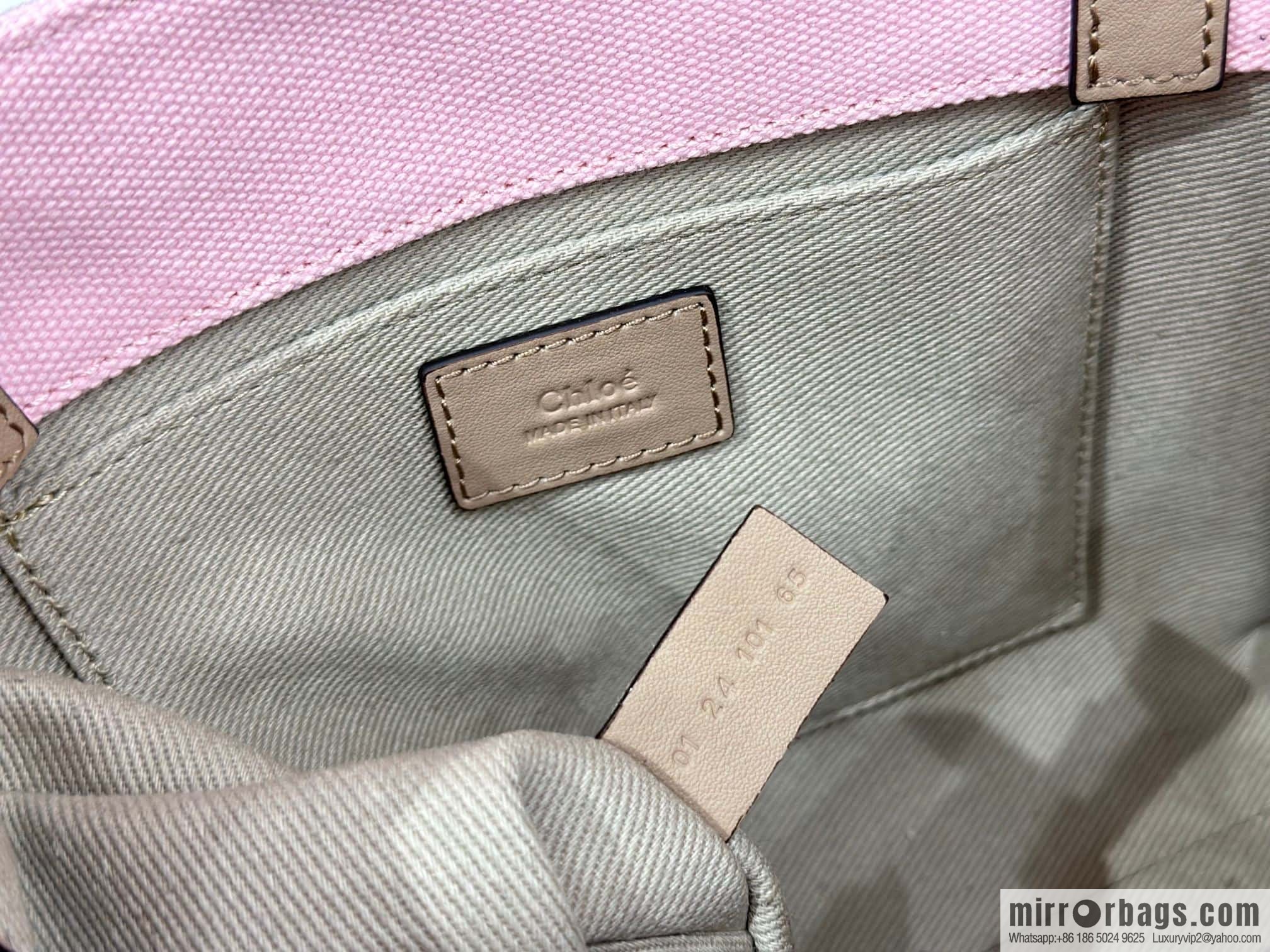 Chloe 24-year limited series new Woody tote bag, small 26CM.