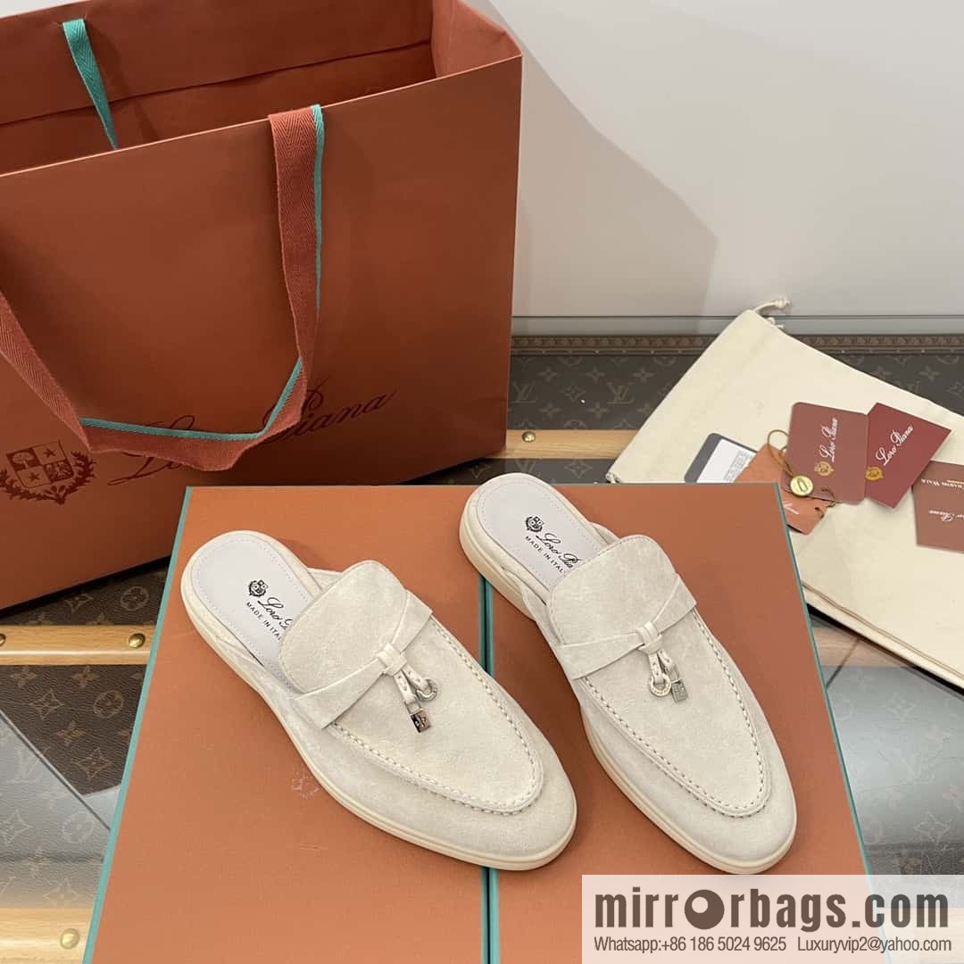 𝐋𝐨𝐫𝐨 𝐏𝐢𝐚𝐧𝐚|| Muller half-shoes, pearl gray