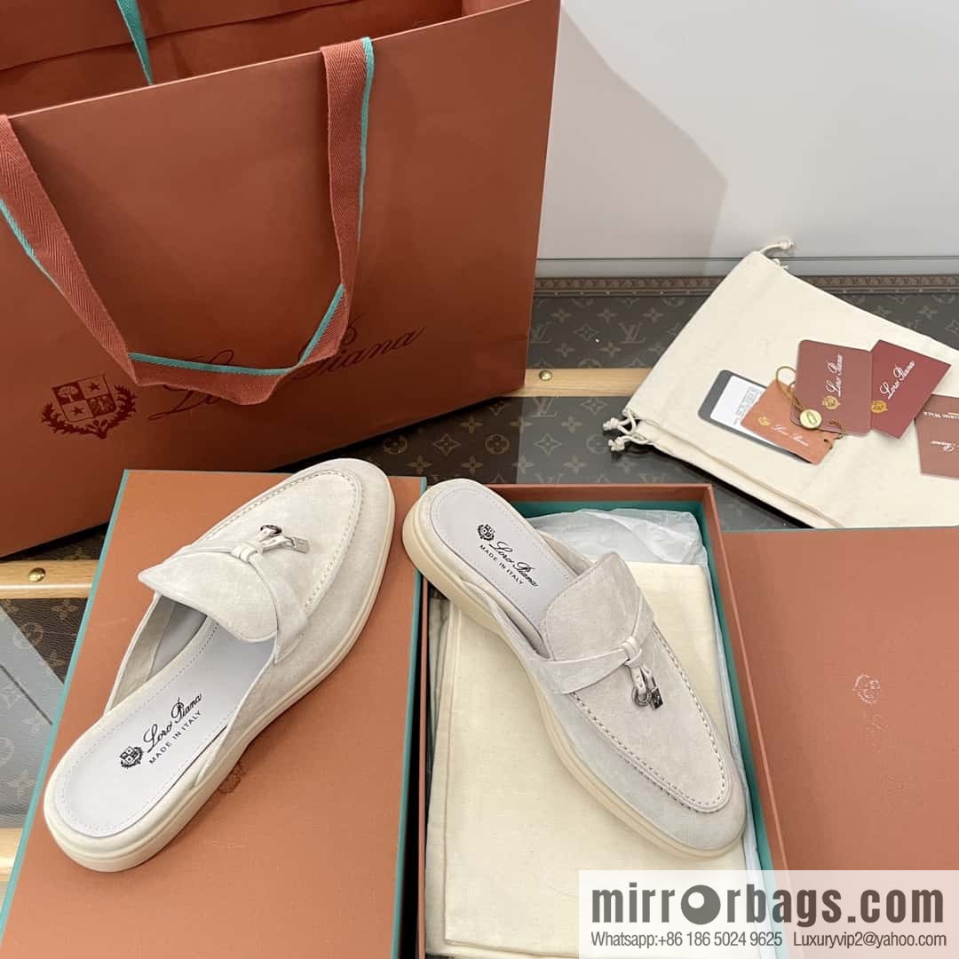 𝐋𝐨𝐫𝐨 𝐏𝐢𝐚𝐧𝐚|| Muller half-shoes, pearl gray