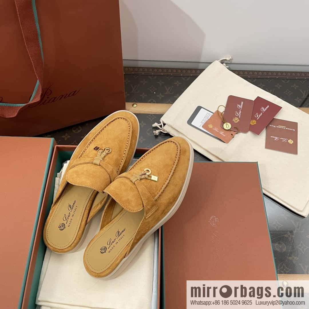 𝐋𝐨𝐫𝐨 𝐏𝐢𝐚𝐧𝐚|| Mueller half shoes, golden brown