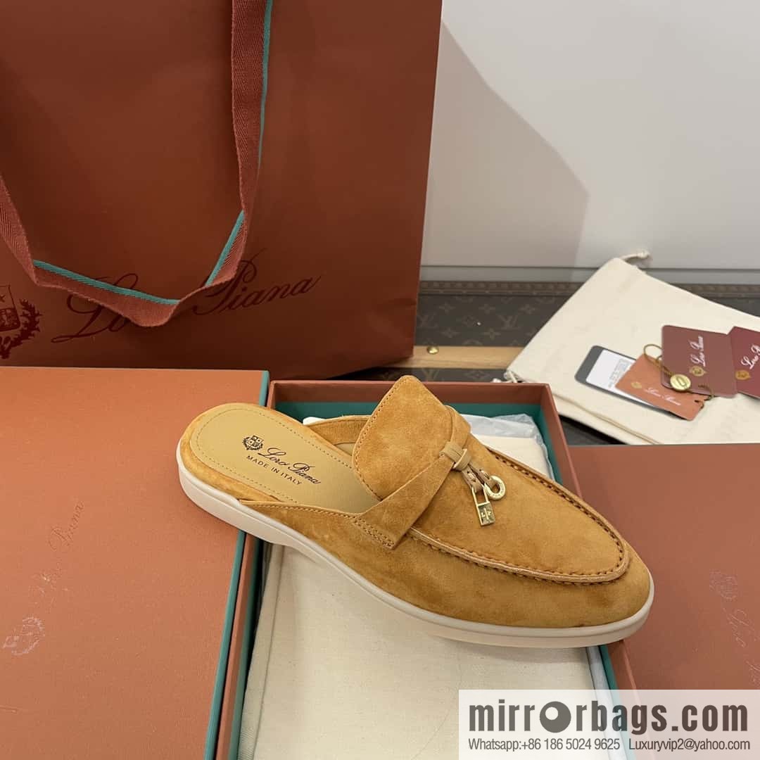 𝐋𝐨𝐫𝐨 𝐏𝐢𝐚𝐧𝐚|| Mueller half shoes, golden brown