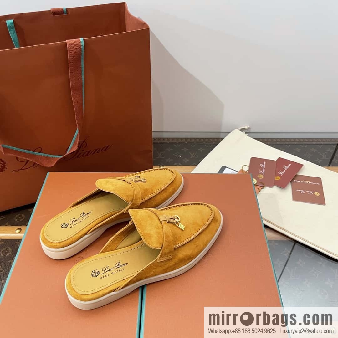 𝐋𝐨𝐫𝐨 𝐏𝐢𝐚𝐧𝐚|| Mueller half shoes, golden brown