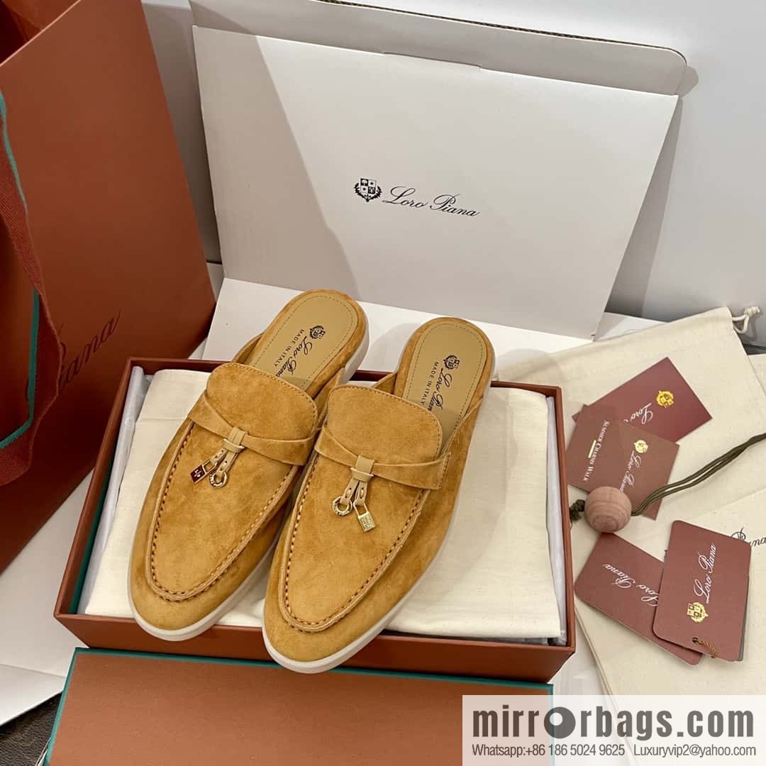𝐋𝐨𝐫𝐨 𝐏𝐢𝐚𝐧𝐚|| Mueller half shoes, golden brown