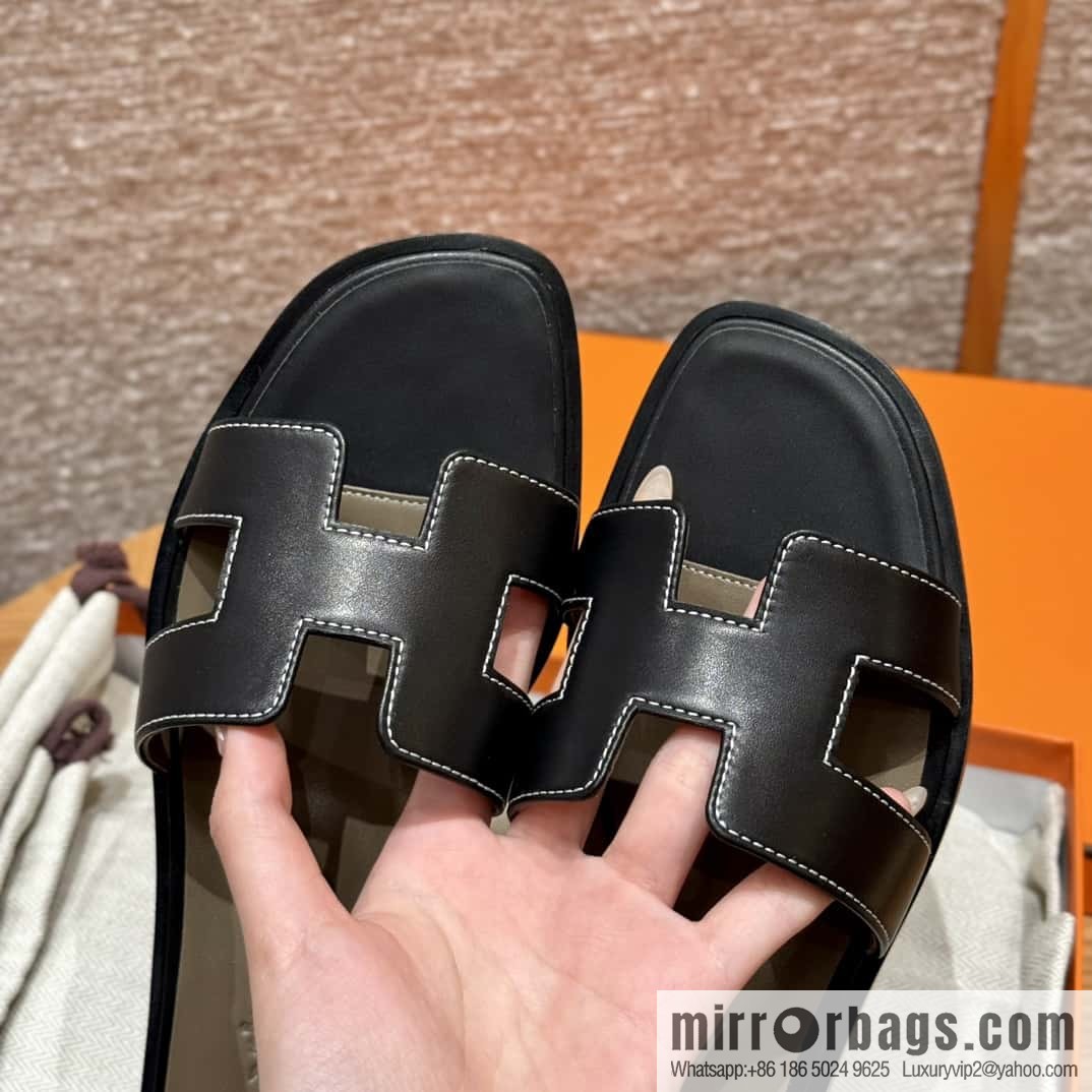Hermès slippers