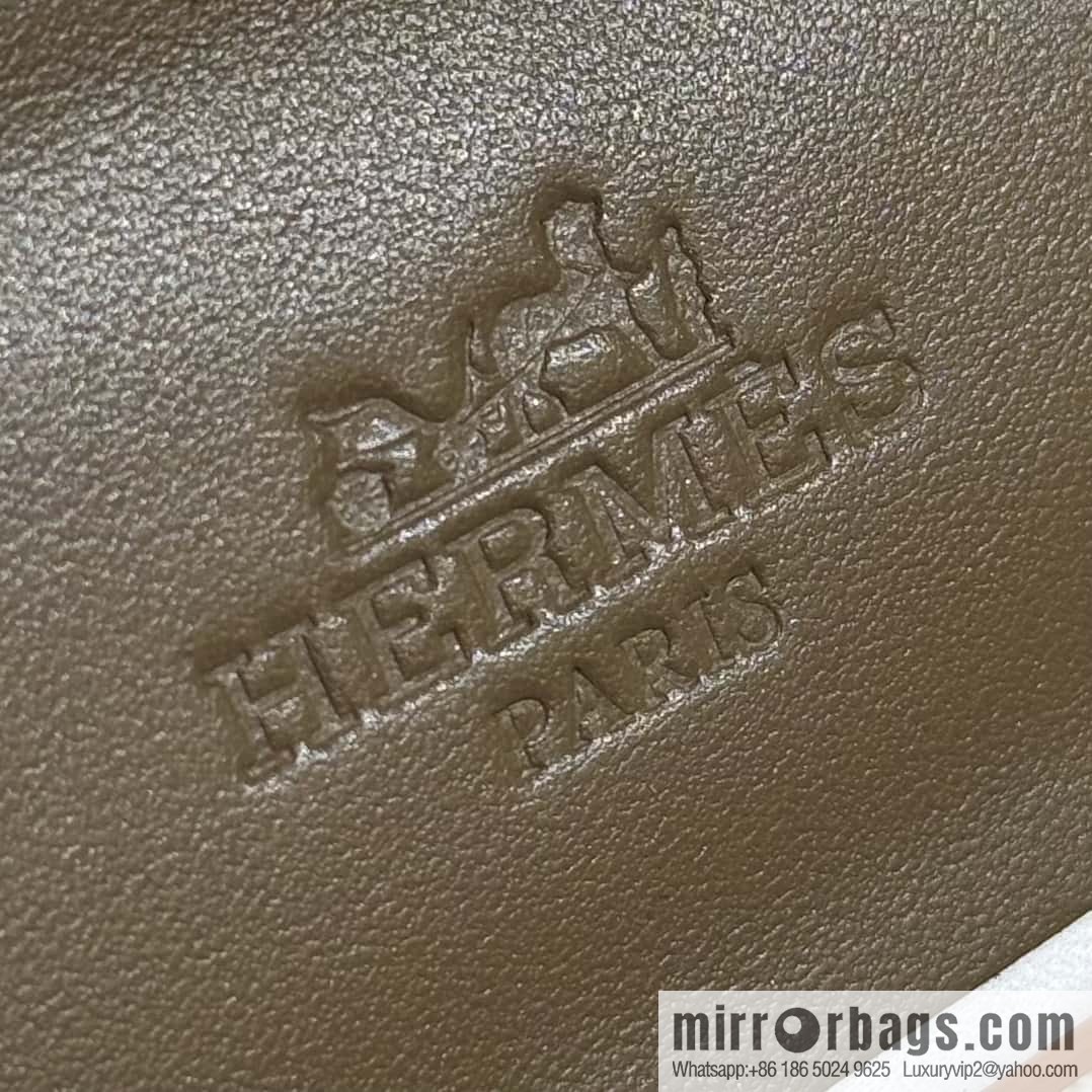 Hermès slippers