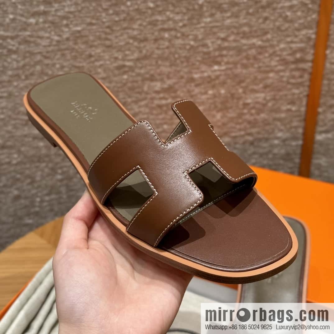 Hermès slippers