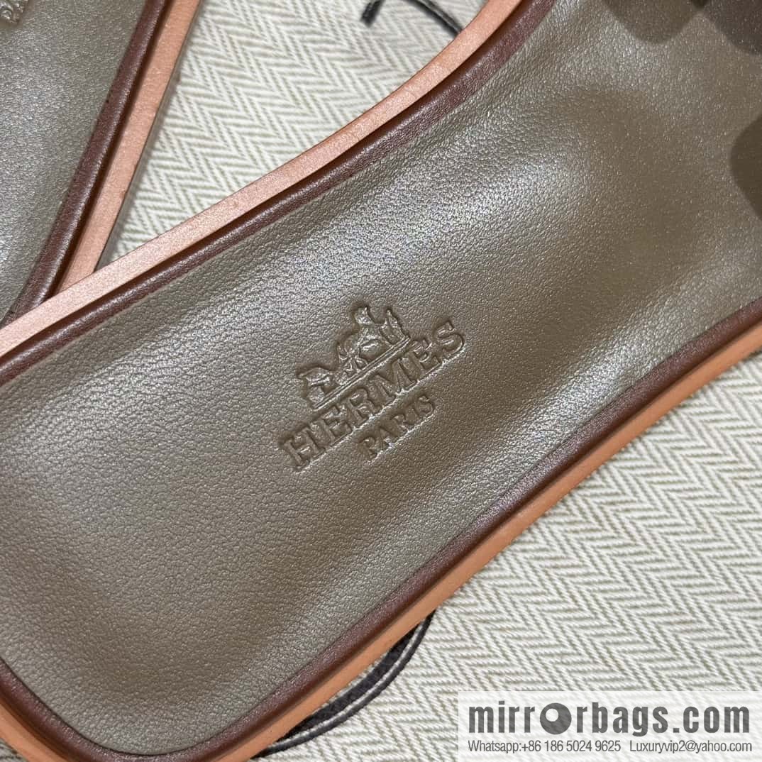 Hermès slippers