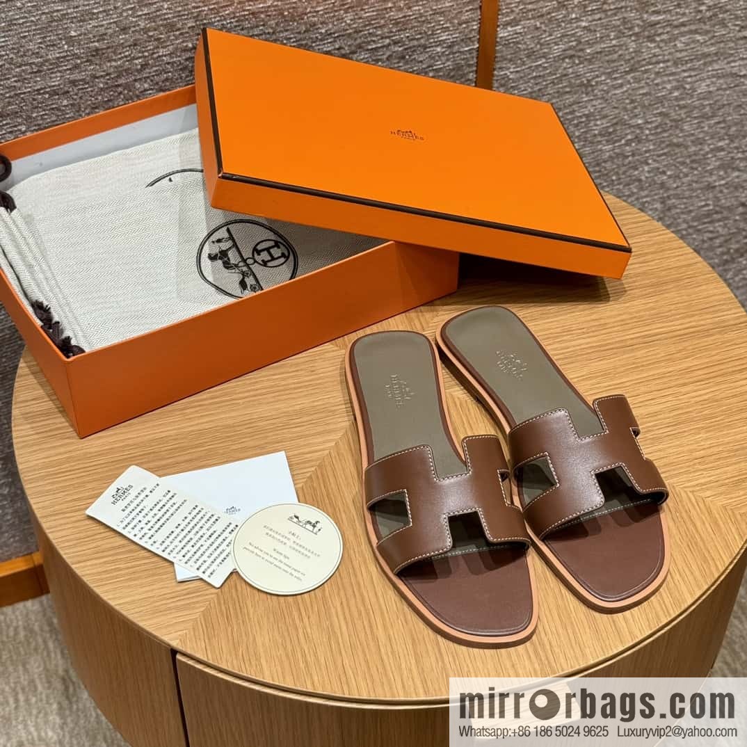 Hermès slippers