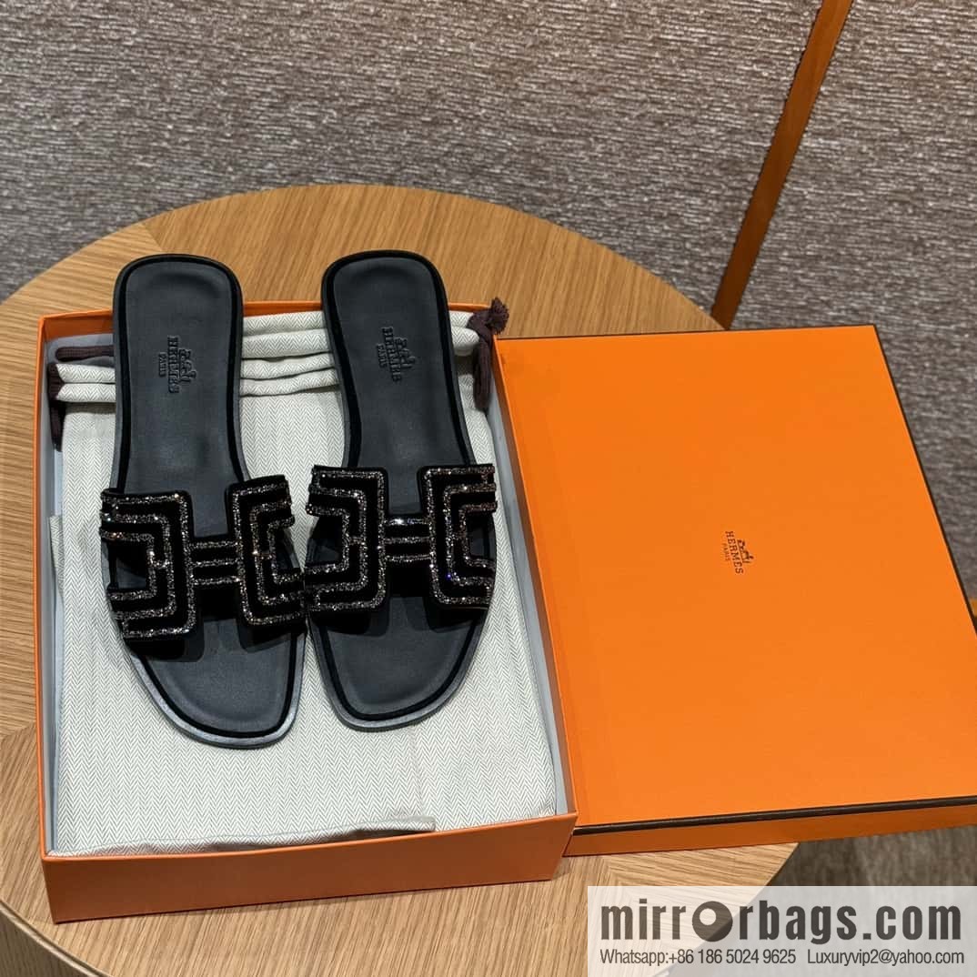 Hermès slippers