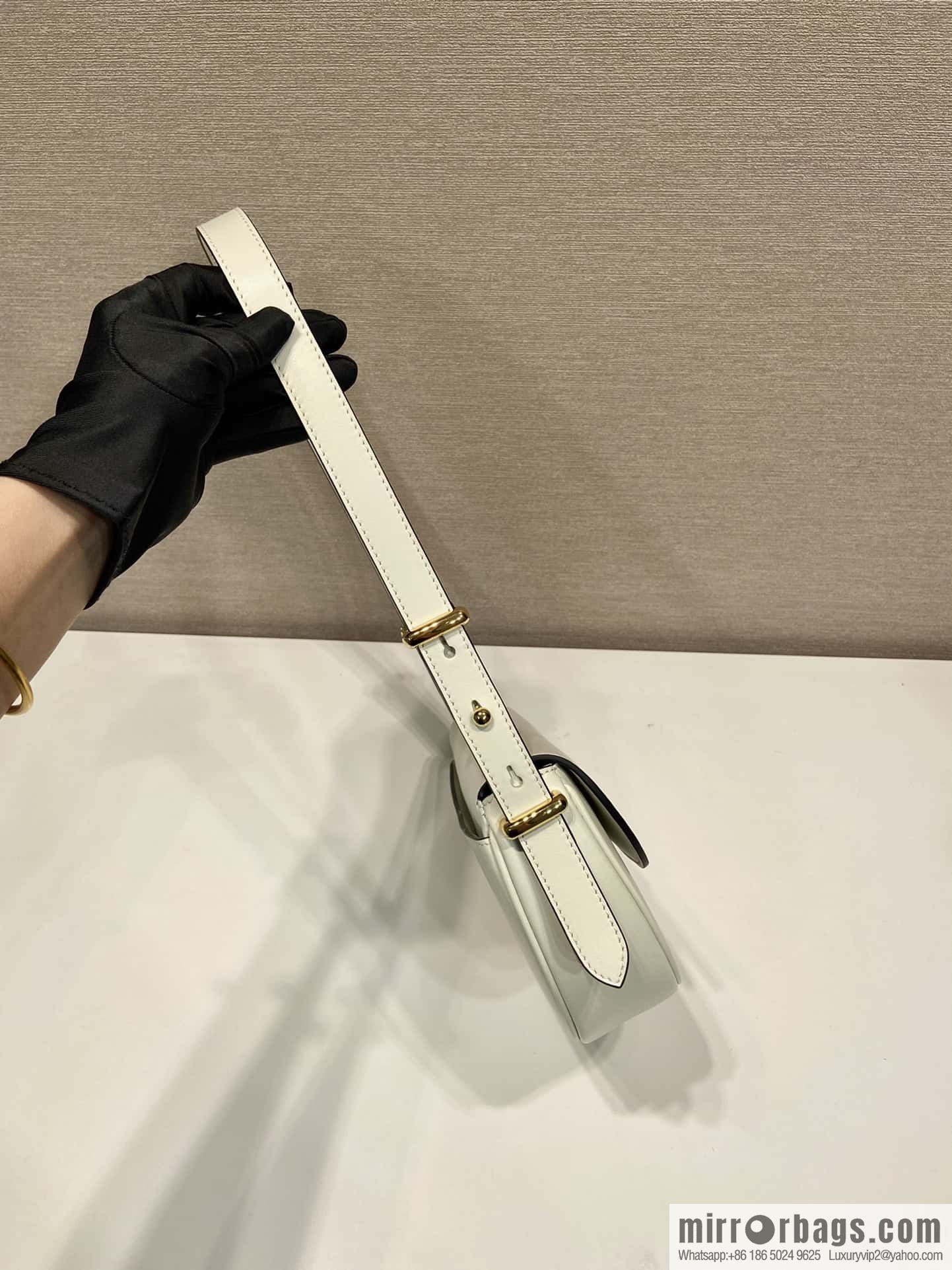 PRADA 🎉 new 🎉 1BD365 double shoulder strap 👏👏 white