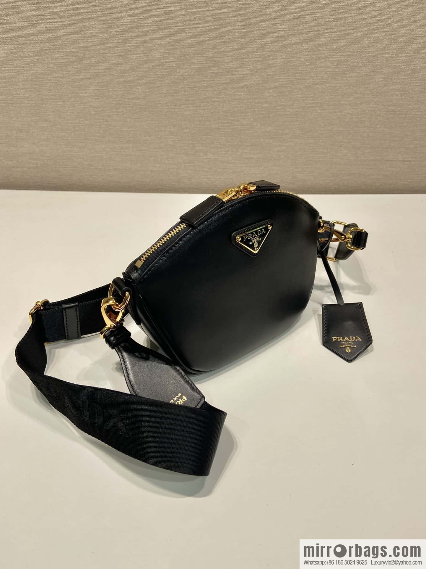 PRADA 🎉 new shoulder bag 🎉 1BH212🎉🎉