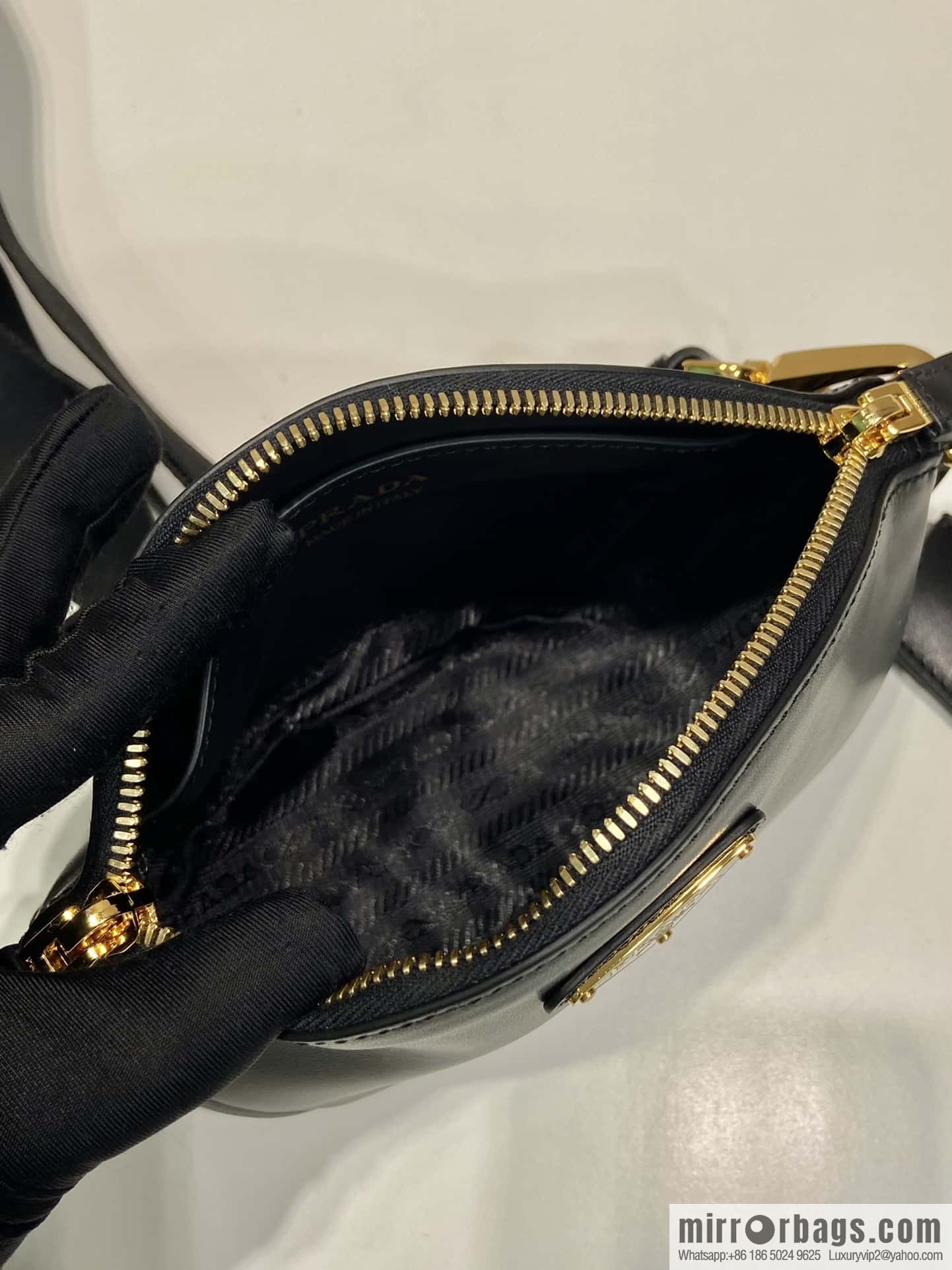 PRADA 🎉 new shoulder bag 🎉 1BH212🎉🎉