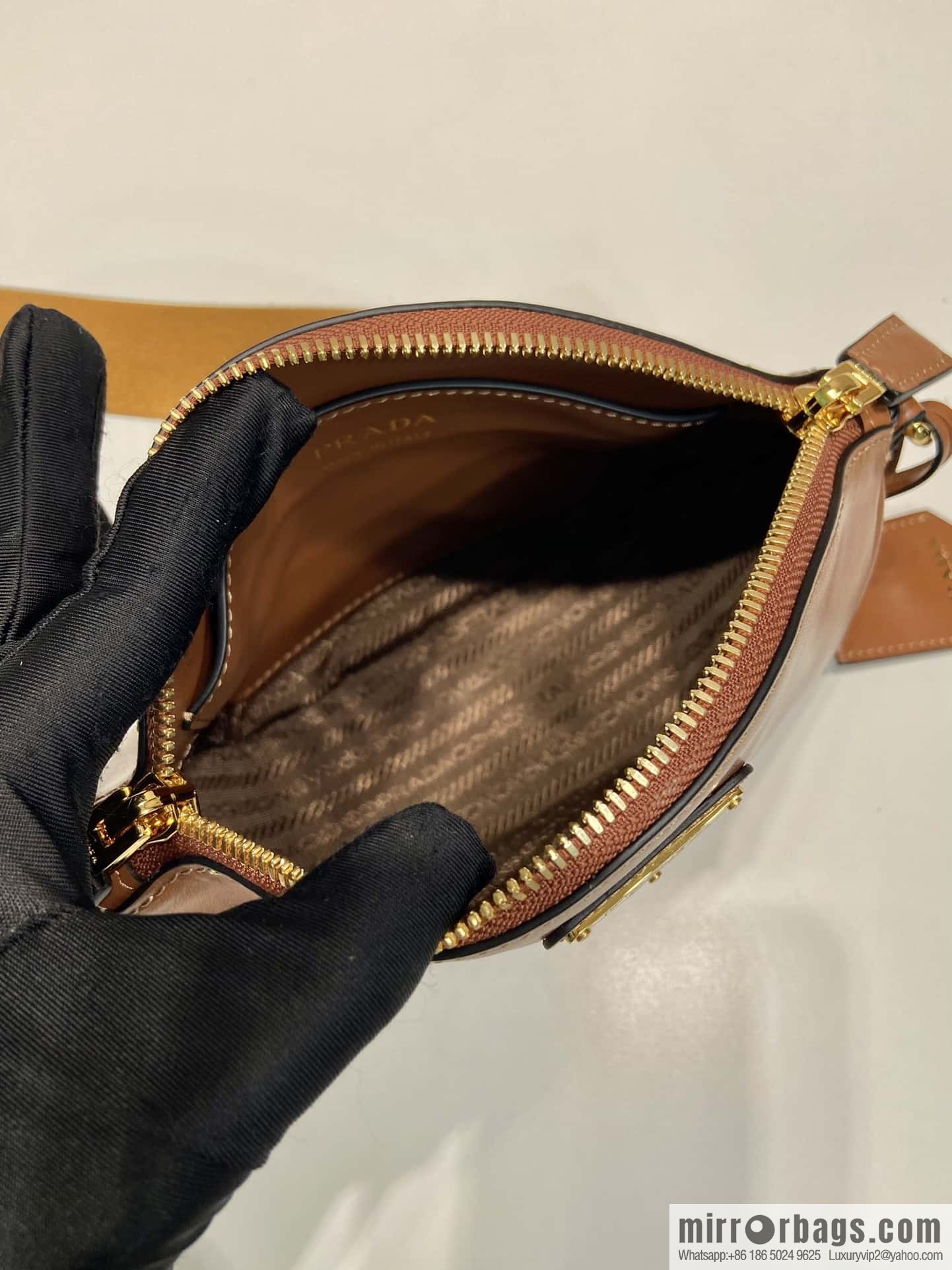 PRADA 🎉 new shoulder bag 🎉 1BH212 🎉🎉 brown